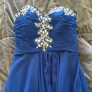 Prom/Formal Dress - Floor Length Size 8